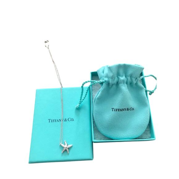 Tiffany and Co Small Silver Starfish Pendant Necklace - 16” - Picture 5 of 7
